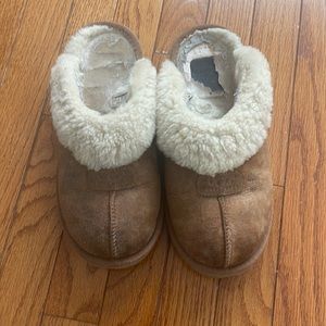 UGG Coquette slippers chestnut size 8
